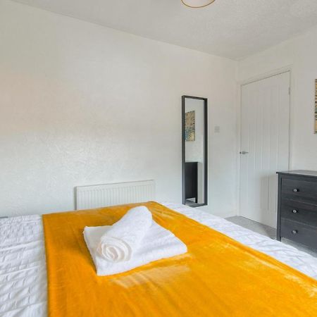 Rookwood House - Spacious Home With Free Parking - Short Stay Leeds Leeds  Exterior foto