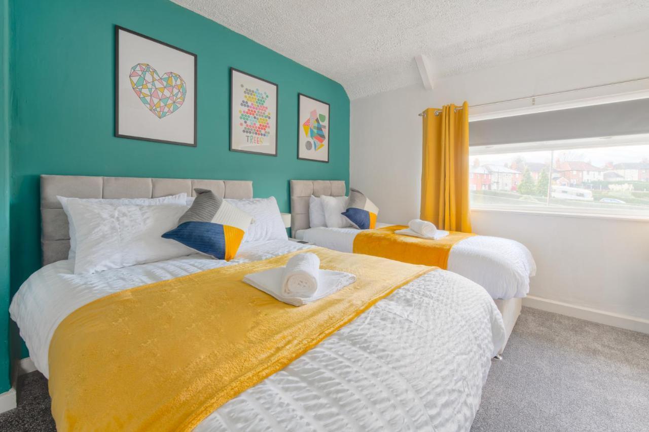Rookwood House - Spacious Home With Free Parking - Short Stay Leeds Leeds  Exterior foto