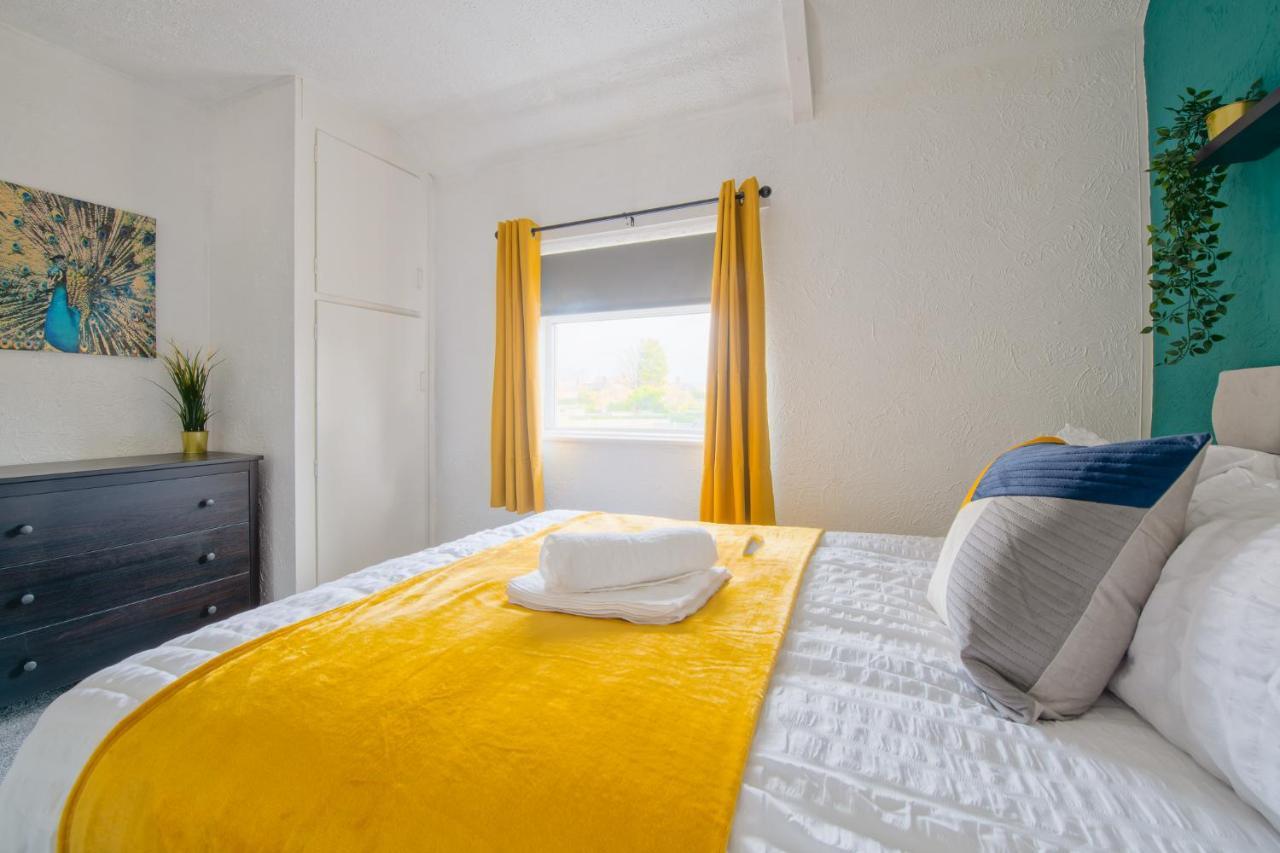 Rookwood House - Spacious Home With Free Parking - Short Stay Leeds Leeds  Exterior foto